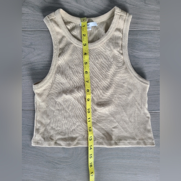 Cropped top - Picture 4 of 4